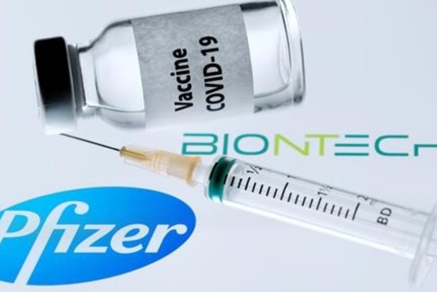Вчені підтвердили ефективність вакцини Pfizer проти мутацій коронавируса