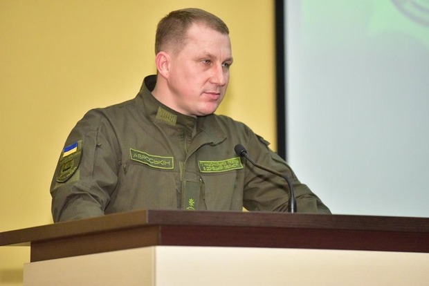Аброськін: Понад 500 поліцейських просять позбавити Парасюка недоторканності