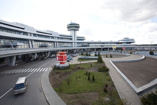 В аэропорту Минска столкнулись два самолета