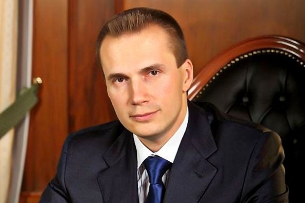 Печерский суд снял арест с 312 млн грн сына беглого Януковича