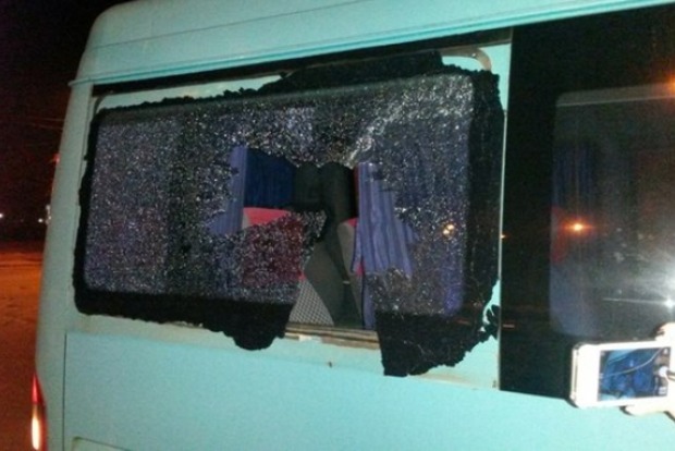  Во Львове мажоры с битами напали на маршрутку с пассажирами