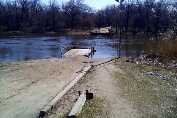 В Лобачево Луганской области «Фантом» задержал нелегального перевозчика