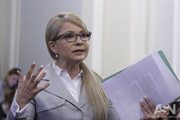 Премьер предложил отдать Тимошенко Газпрому в случае проигрыша в Стокгольмском суде