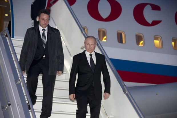 Путін запізнюється до Берліна на переговори в нормандському форматі