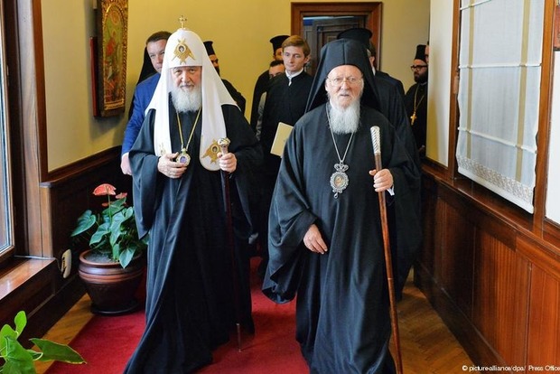 РПЦ требует от Константинополя извинений за Украину