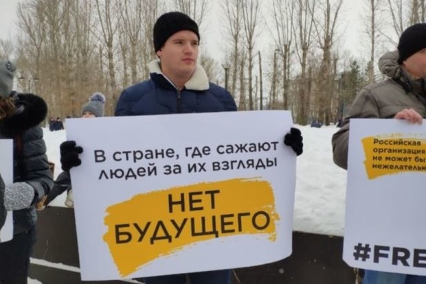На «Марші матерів» в Петербурзі затримано сім осіб