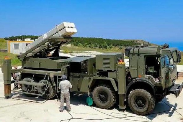 Первое зафиксированное применение турецкого РСЗО TRLG-230 в Украинe