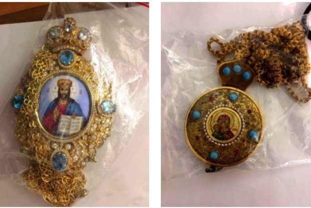 В Киеве бывший священник за $500 тыс. пытался продать реликвии, принадлежавшие покойному митрополиту Владимиру