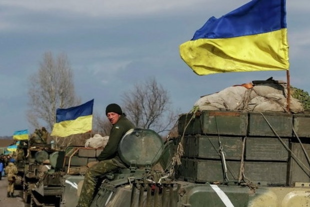  Шесть украинских военных ранены за сутки на Донбассе