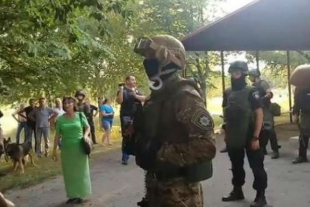 Рейдерське захоплення: на Кіровоградщині поліція побила і затримала ветеранів АТО
