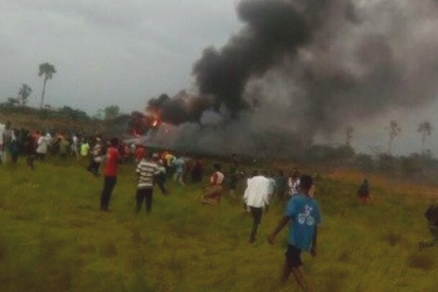 Авіакатастрофа в Конго: виявлено тіла трьох українців