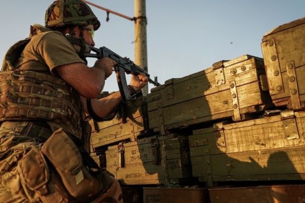 За сутки на Донбассе боевики 22 раза открывали огонь