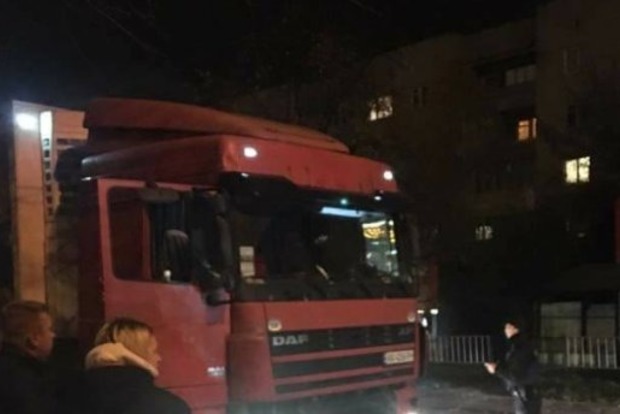Водитель фуры умер за рулем от сердечного приступа‍ во Львове