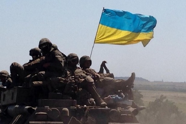 На Донбассе за сутки погиб украинский военный, еще трое ранены