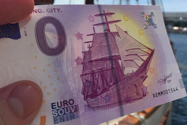 В Германии появилась сувенирная банкнота в 0 евро
