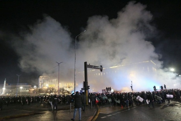 Протести у Казахстані мають ознаки революції