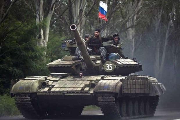 Російські танки заїхали в Луганську область через діру в кордоні