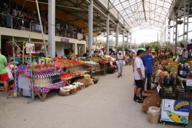 Оккупационным властям Крыма поручили разобраться с национализацией рынков