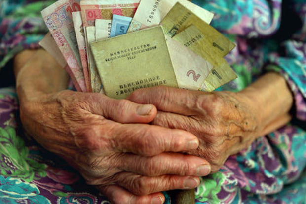 Мільйонам українців влітку перерахують соцвиплати і пенсії