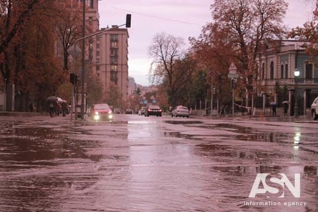 Водителей предупредили о необходимости включать фары днем