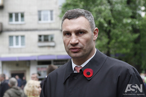 НАПК подозревает Кличко в нарушении антикоррупционных законов