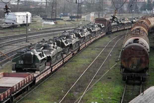 Россия прислала боевикам очередную партию танков и бронетехники