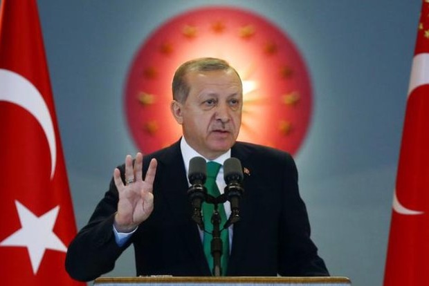 Парламент Турции утвердил переход к президентской республике