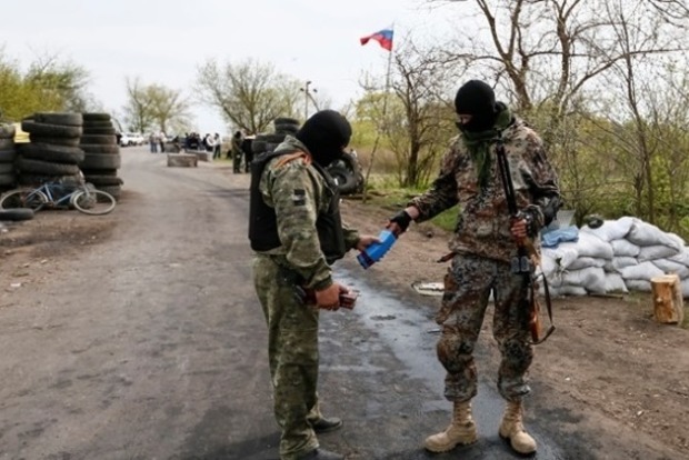 Двое российских боевиков на Донбассе совершили попытки самоубийства