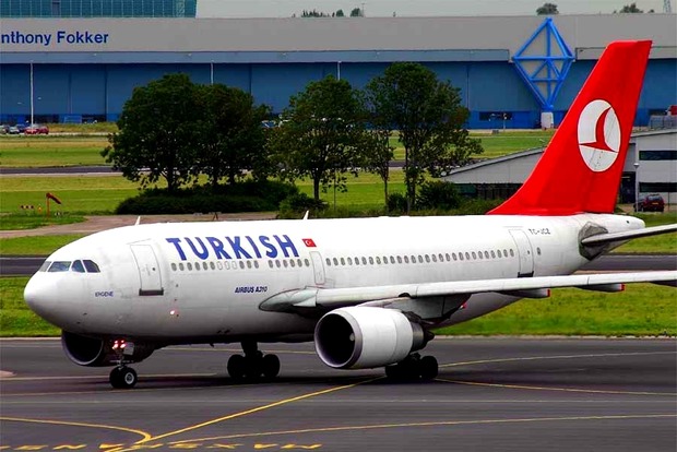 ﻿Turkish Airlines розірвала контракти з 211 співробітниками після перевороту