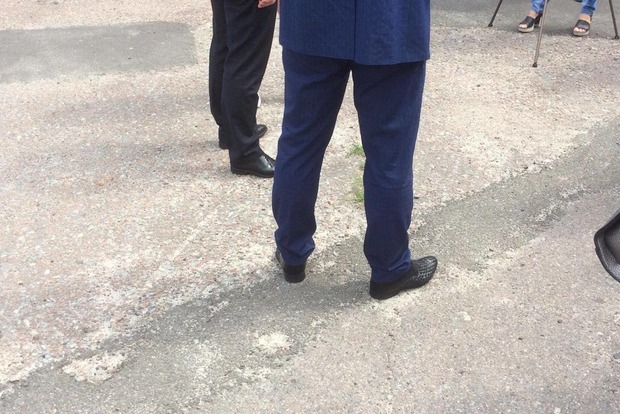 Прокурор Киевской области удивил прессу туфлями из страусиной кожи