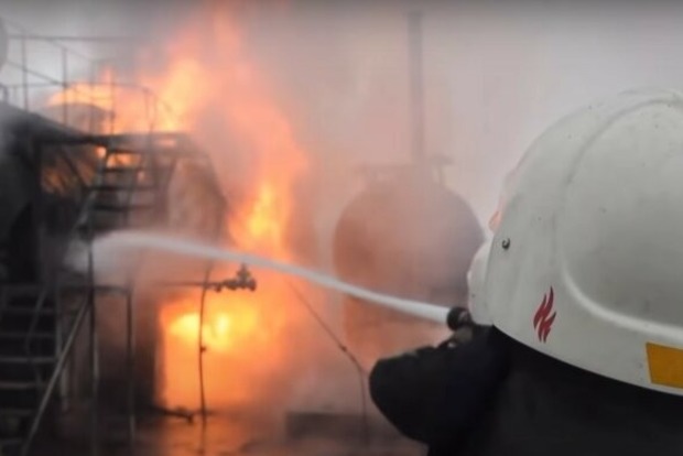 Потужний вибух газопроводу в Луганську потрапив на відео