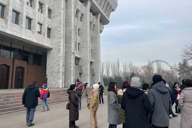 Через протести Казахстану у Киргизстані виникає невдоволення діями уряду