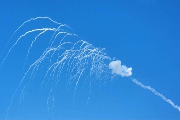 Ракеты русских убийц атаковали Одессу  совершая полет по сложной траектории