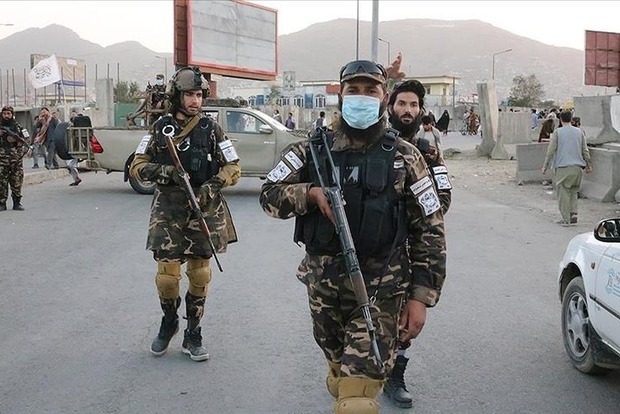 Взрыв в мечети на севере Афганистана, десятки погибших