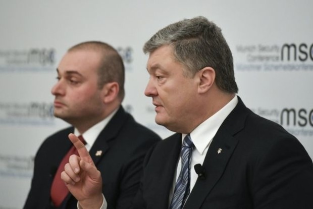Порошенко: Украины не будет, если она перестанет стрелять