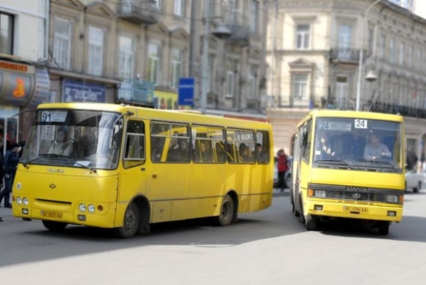 Киевские власти объяснили повышение проезда в «маршрутках»