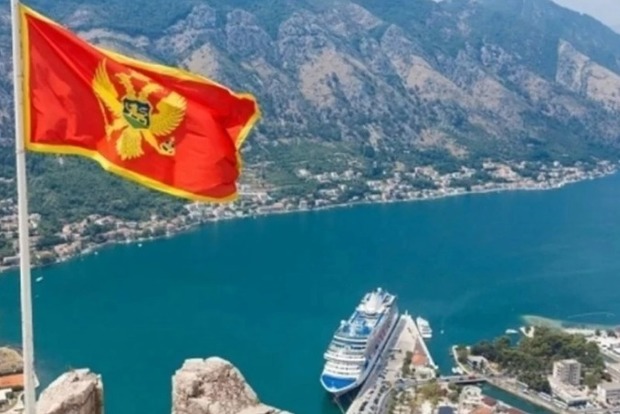 Российское консульство в Черногории временно прекратило работу