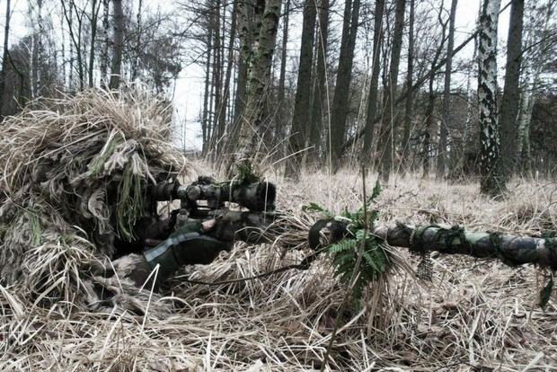 ﻿Снайпери бойовиків обстріляли КПВВ «Мар'їнка»