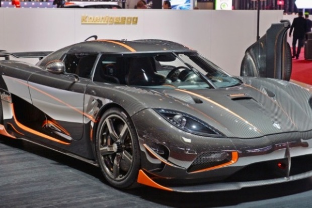 Koenigsegg зможе відстежити будь-який зі своїх суперкарів