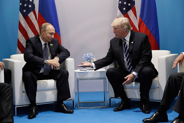 Дошло до крика: NYT узнало неожиданные детали беседы Трампа с Путиным