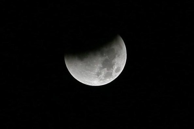 Украинцы смогут посмотреть на лунное затмение