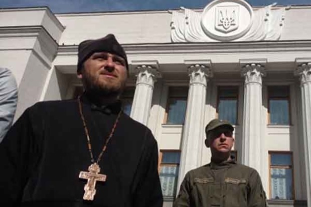 В УПЦ МП заявляют, что их священников вызывают на допросы в СБУ