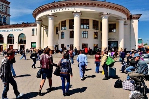 В Киеве станция метро «Вокзальная» закрыта на вход‍