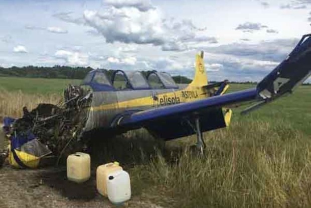 В Литве разбился самолет Як-52, которым управляла чемпионка по акробатическому пилотажу