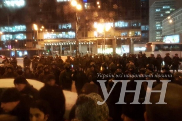 Столкновения между футбольными фанатами в Киеве: полиция заявила о десяти пострадавших 