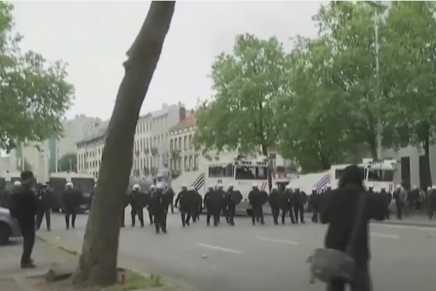 ﻿У Брюсселі постраждали близько десяти осіб під час протестної акції