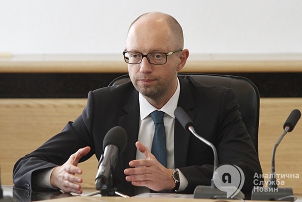 ﻿Яценюк розпочав переговори про коаліцію з Ляшком
