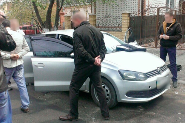 В Хмельницкой области полицейский погорел на взятке