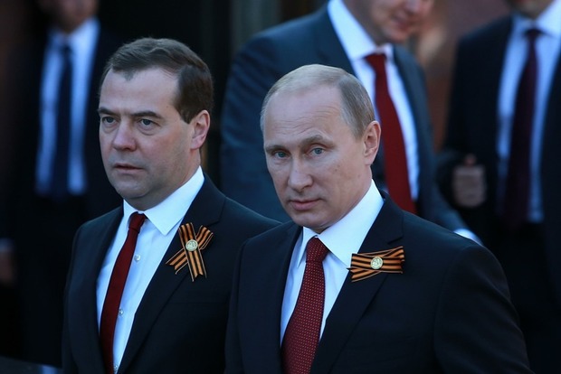 Медведев назвал дату своей отставки и инаугурации Путина