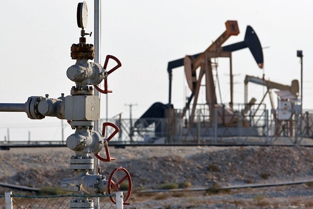 Нафта Brent торгується вище $52 за барель